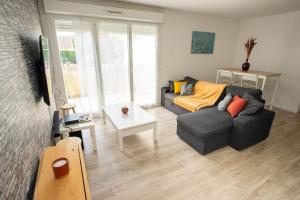 Appartements T2 au calme proche gare, parking prive : photos des chambres