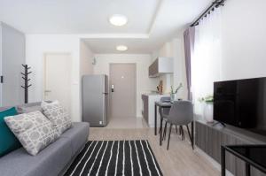 Modern Condo next to Central Festival