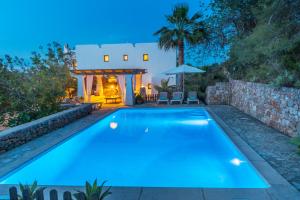Casa de campo con piscina - relax en Ibiza