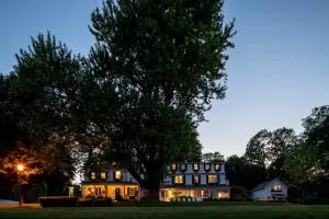 The Maidstone Inn - Bridgehampton