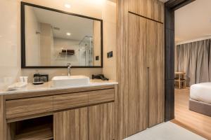 La Vita квартира у моря S2201 by IBG Property