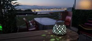 Appartements 2 pieces vue panoramique sur mer et baie de Cannes : photos des chambres