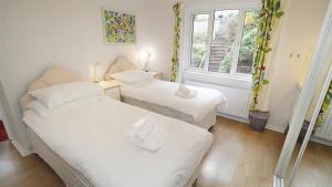 Overland Road, Mumbles