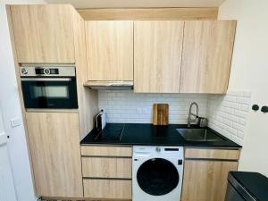 Studio « lescostreet » Les Halles : vue Tour Eiffel