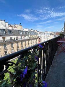 Studio « lescostreet » Les Halles : vue Tour Eiffel