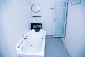 VEGAS LUXURY HOTEL