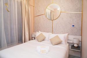 Elegant 2BR Jade Serenity - Chic Luxe City Retreat