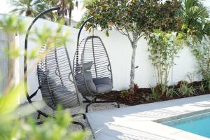White Rose Sleeps 24 Private Heated Pool Beach