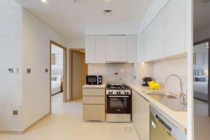 Vacationer Holiday Homes I Classic 1 Bedroom I Burj Khalifa View in Downtown