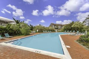 Unit 711 Ocean Colony Beach