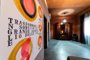 Speciale Tarshitos Home - Atrium and Terrace
