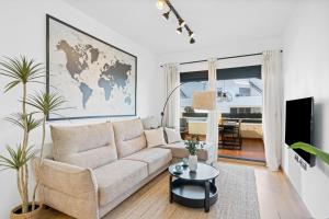 Comeback SWEET CAROLINE