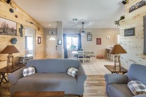 Lovely Bullhead City Retreat w Patio & Grill!