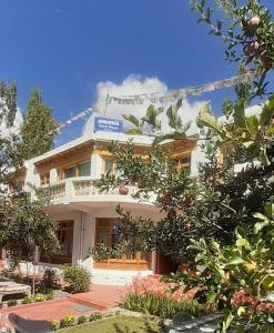Hinjumaa guest house