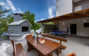 Villa Leandra near Omiš, private pool