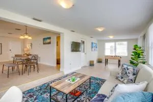 Seminole House with 2 Covered Lanais and Gas Grill! - 雷丁顿海岸