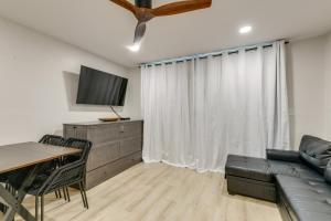 Corpus Christi Surfside Suite with Beach Access!