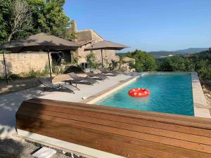 Provencal farmhous Lubéron, swimming pool