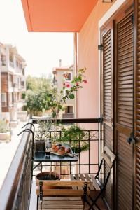 Upper City Suite Thessaloniki - 1 Bd Apart - Explore the Center on foot - Easy Parking