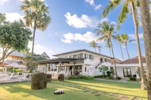 Legong Keraton Beach Hotel