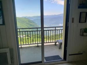 Appartements VUE PANORAMIQUE SUR LES PYRENEES : photos des chambres