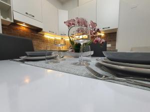 MI APARTMENT NIGUARDA