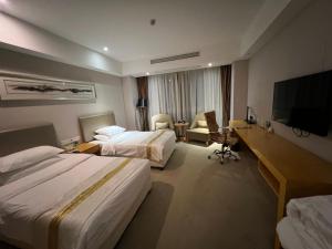 Nancy White Palace Villa