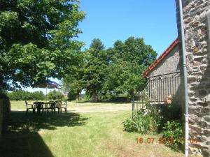 Maisons de vacances Gite La Chapelle-Laurent, 4 pieces, 5 personnes - FR-1-742-75 : photos des chambres