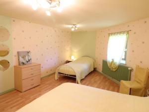 Maisons de vacances Gite Villedieu, 5 pieces, 9 personnes - FR-1-742-94 : photos des chambres