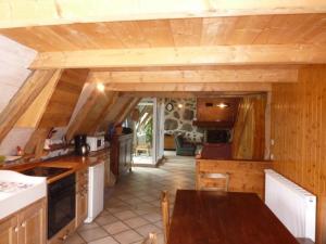 Maisons de vacances Gite Mandailles-Saint-Julien, 4 pieces, 6 personnes - FR-1-742-133 : photos des chambres