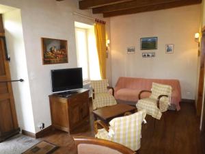 Maisons de vacances Gite Saint-Cirgues-de-Malbert, 6 pieces, 8 personnes - FR-1-742-121 : photos des chambres