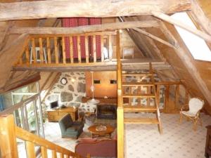 Maisons de vacances Gite Mandailles-Saint-Julien, 4 pieces, 6 personnes - FR-1-742-133 : photos des chambres