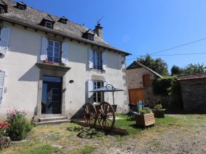 Maisons de vacances Gite Leucamp, 4 pieces, 6 personnes - FR-1-742-159 : photos des chambres