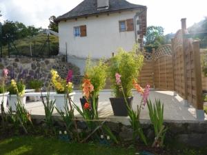 Maisons de vacances Gite Thiezac, 3 pieces, 4 personnes - FR-1-742-190 : photos des chambres