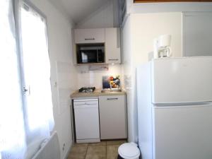 Maisons de vacances Gite Arnac, 2 pieces, 4 personnes - FR-1-742-211 : photos des chambres