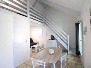 Maisons de vacances Gite Arnac, 2 pieces, 4 personnes - FR-1-742-211 : photos des chambres