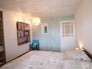 Maisons de vacances Gite Moussages, 3 pieces, 4 personnes - FR-1-742-240 : photos des chambres