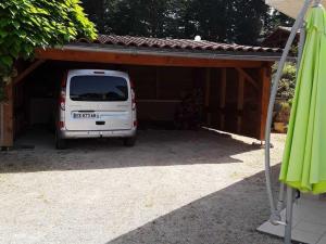 Maisons de vacances Gite Saint-Gerons, 4 pieces, 6 personnes - FR-1-742-255 : photos des chambres