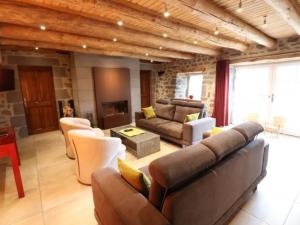 Maisons de vacances Gite Les Ternes, 5 pieces, 8 personnes - FR-1-742-279 : photos des chambres