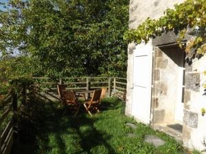 Maisons de vacances Gite Le Monteil, 5 pieces, 8 personnes - FR-1-742-309 : photos des chambres