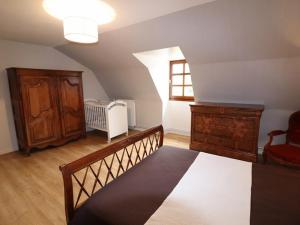 Maisons de vacances Gite Jussac, 3 pieces, 5 personnes - FR-1-742-317 : photos des chambres