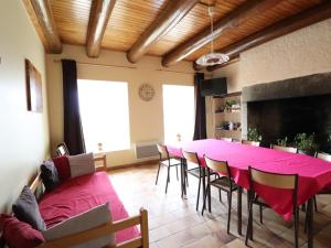 Maisons de vacances Gite Lorcieres, 3 pieces, 4 personnes - FR-1-742-353 : photos des chambres