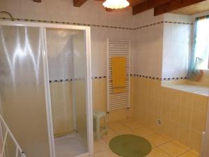 Maisons de vacances Gite Parlan, 4 pieces, 6 personnes - FR-1-742-355 : photos des chambres