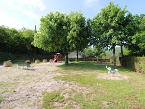 Maisons de vacances Gite Arnac, 2 pieces, 4 personnes - FR-1-742-394 : photos des chambres