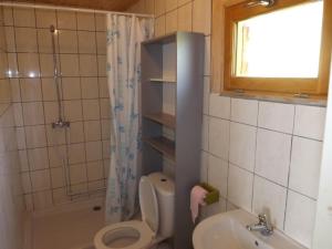 Maisons de vacances Gite Peyrusse, 3 pieces, 4 personnes - FR-1-742-438 : photos des chambres