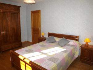 Maisons de vacances Gite Mandailles-Saint-Julien, 3 pieces, 4 personnes - FR-1-742-485 : photos des chambres