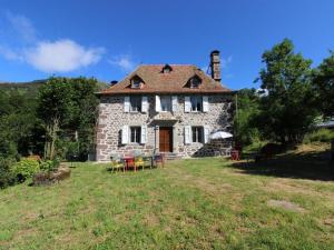 Maisons de vacances Gite Mandailles-Saint-Julien, 3 pieces, 5 personnes - FR-1-742-516 : photos des chambres