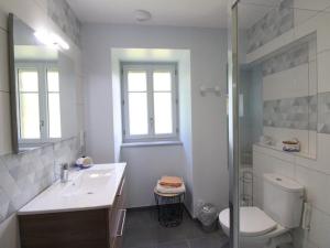 Maisons de vacances Gite Mandailles-Saint-Julien, 3 pieces, 5 personnes - FR-1-742-516 : photos des chambres