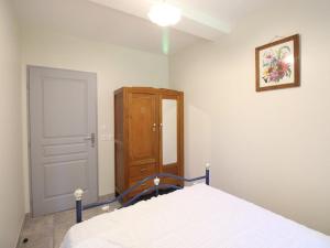 Maisons de vacances Gite Mandailles-Saint-Julien, 6 pieces, 12 personnes - FR-1-742-515 : photos des chambres