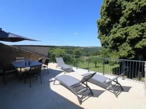 Maison confortable avec spa, grand jardin, proche d'activités nature et visites culturelles - FR-1-742-517 - Soursac